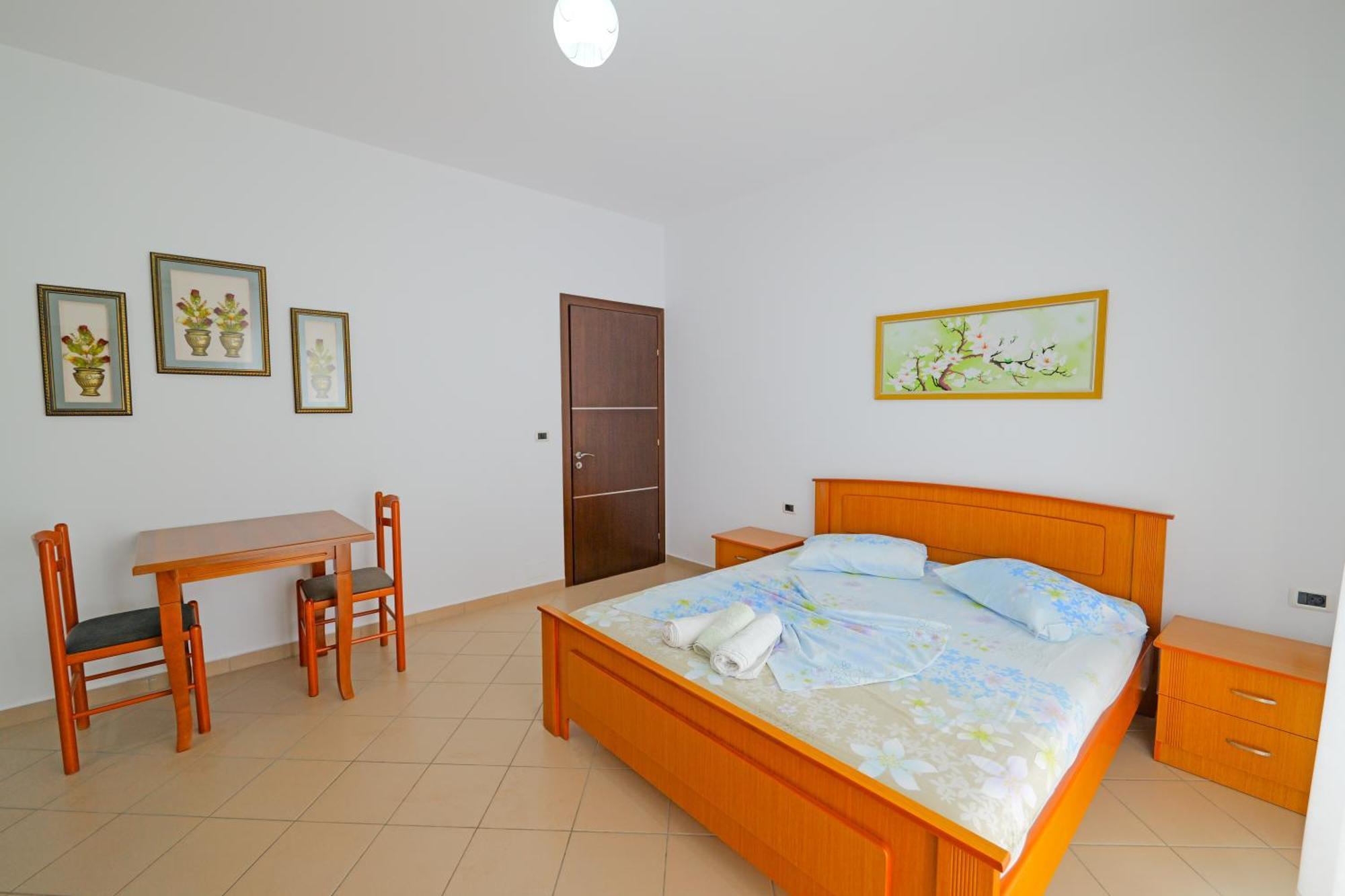 Vila Marina Apartments Sarandë Exterior foto